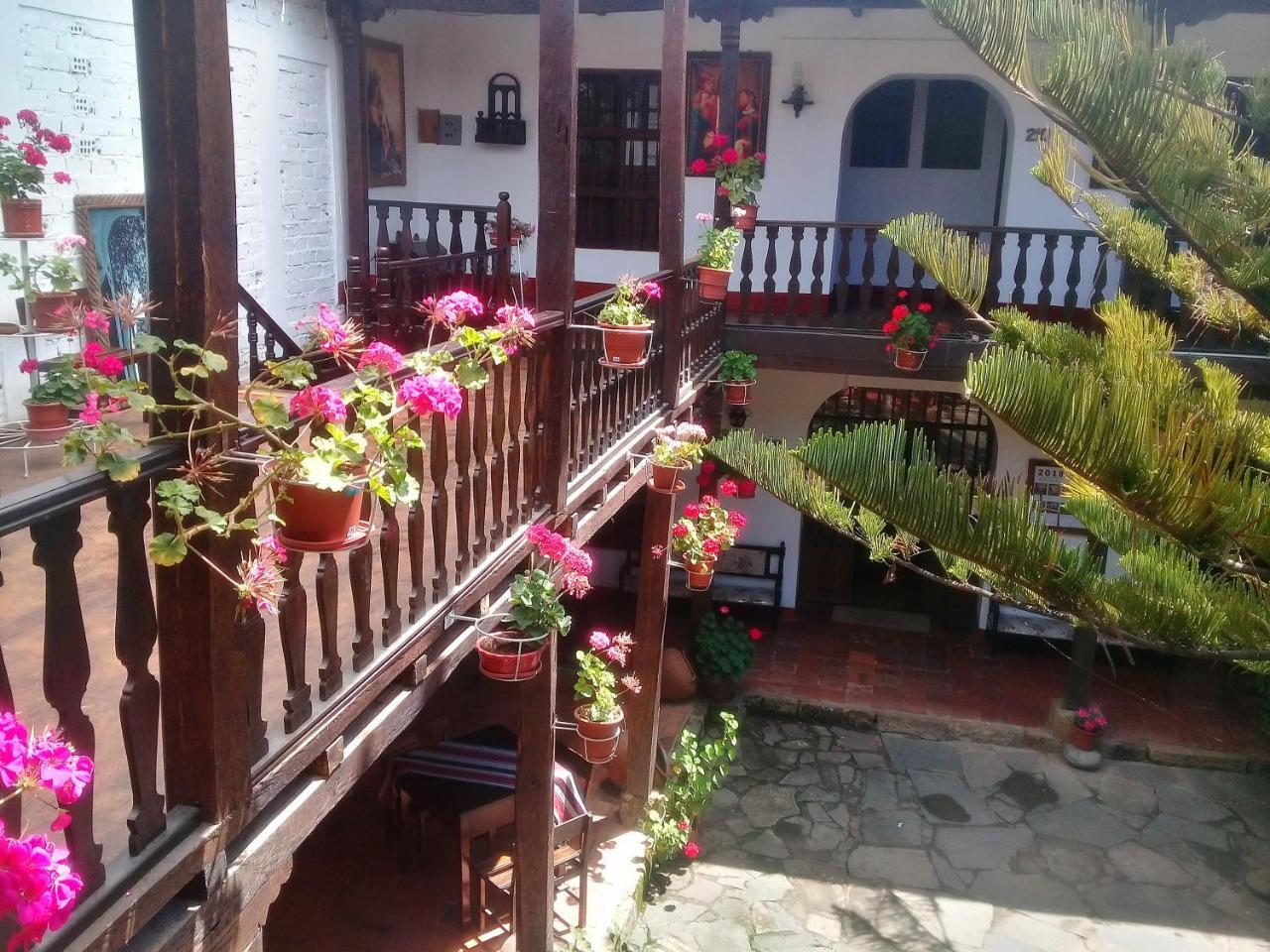 Fidelisima Hotel Chachapoyas Ngoại thất bức ảnh
